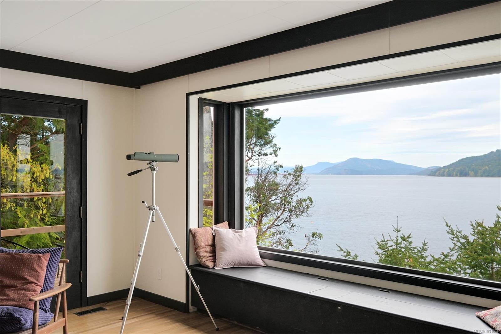 Additional image 6 of 618 Lands End Road, North Saanich, BC, V8L 5K9