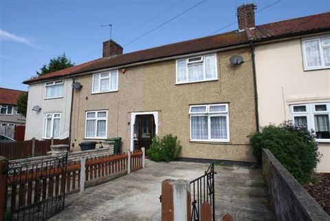 Dagenham RM9