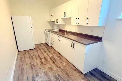Additional image 8 of 2-373 Broadview Avenue, Toronto, ON, M4K 2M7