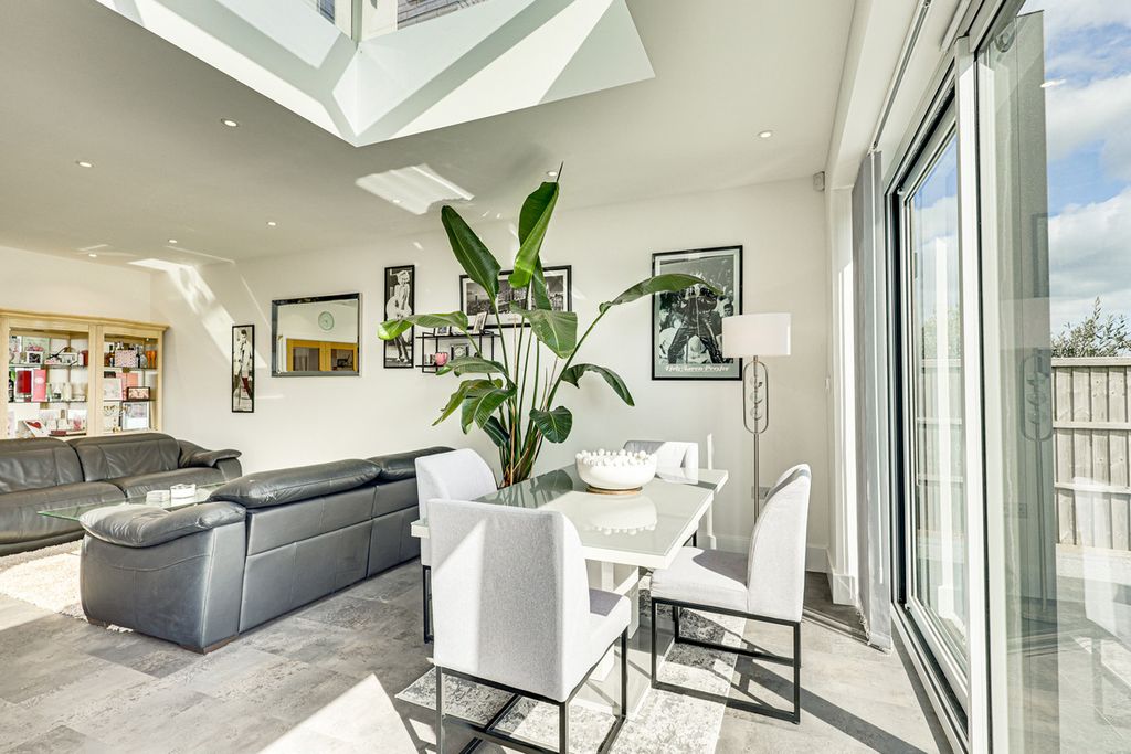 Additional image 17 of 4 bed detached house for saleCastle Road, Benfleet SS7