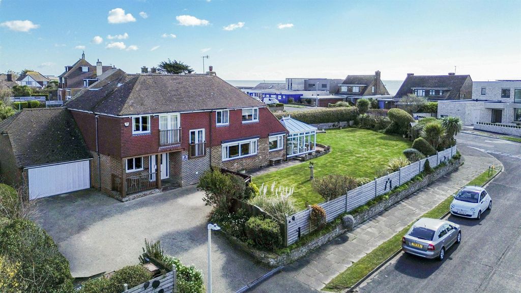 Additional image 31 of 4 bed detached house for saleSouth Cliff Avenue, Bexhill-On-Sea TN39