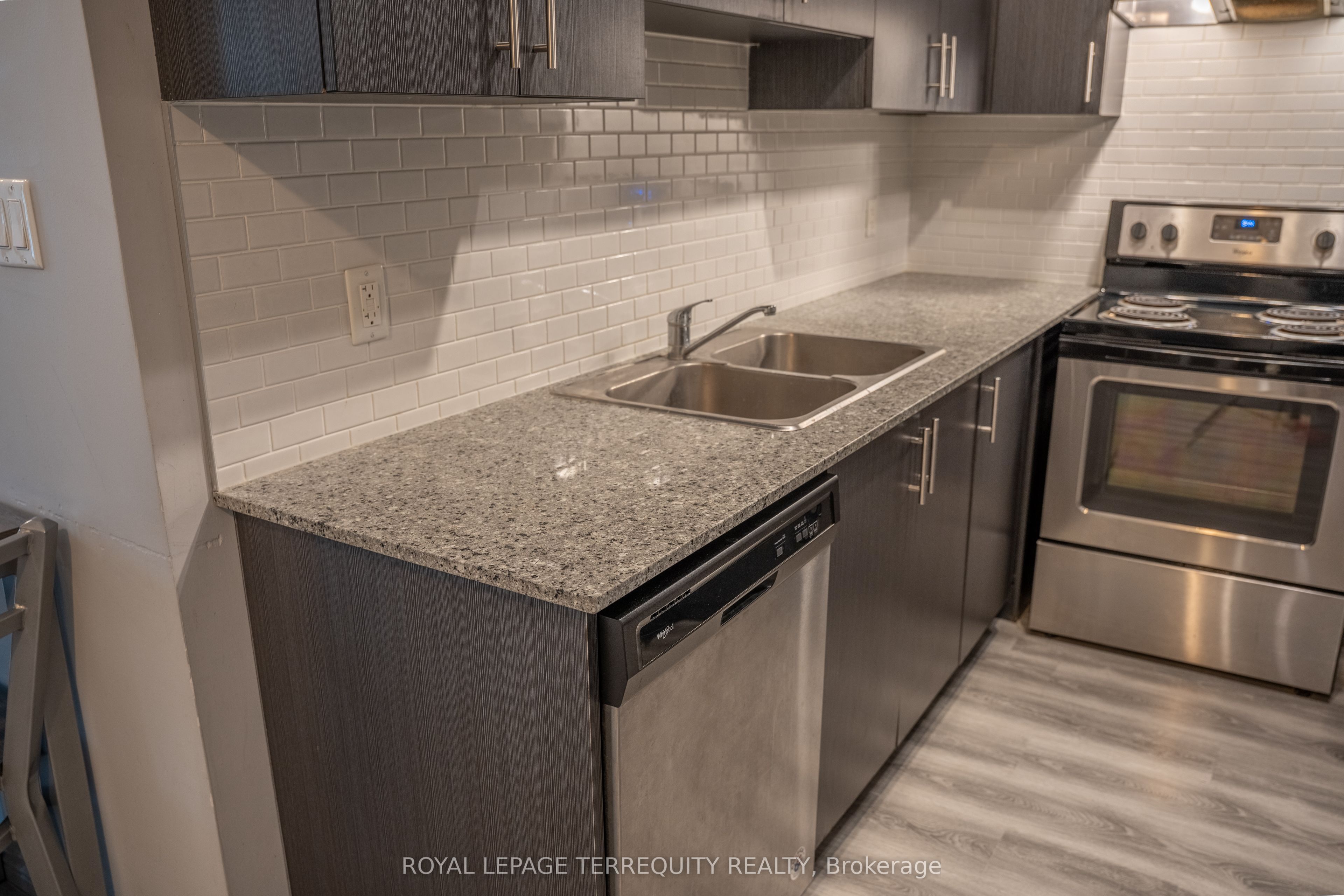 Additional image 3 of F106-275 Larch Street, Waterloo, ON, N2L 0J5