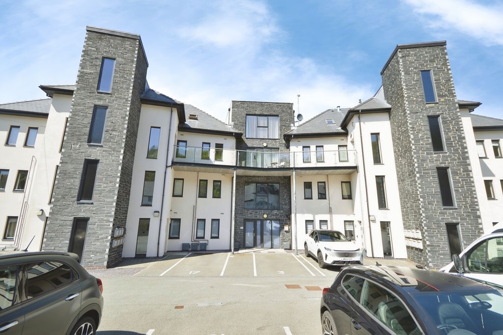 1 bed flat for saleLlys Marina, Y Felinheli, Gwynedd LL56