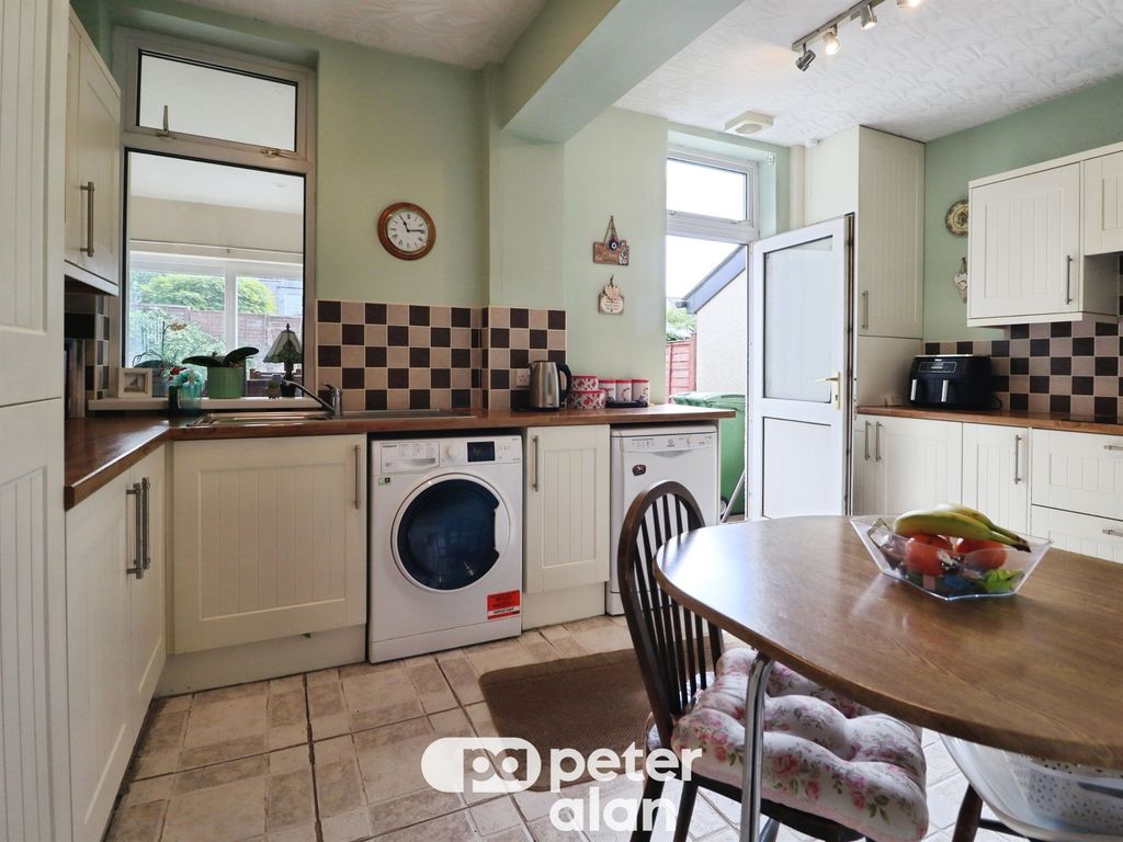 Additional image 4 of 4 bed semi-detached house for saleFranklen Road, Cardiff CF14