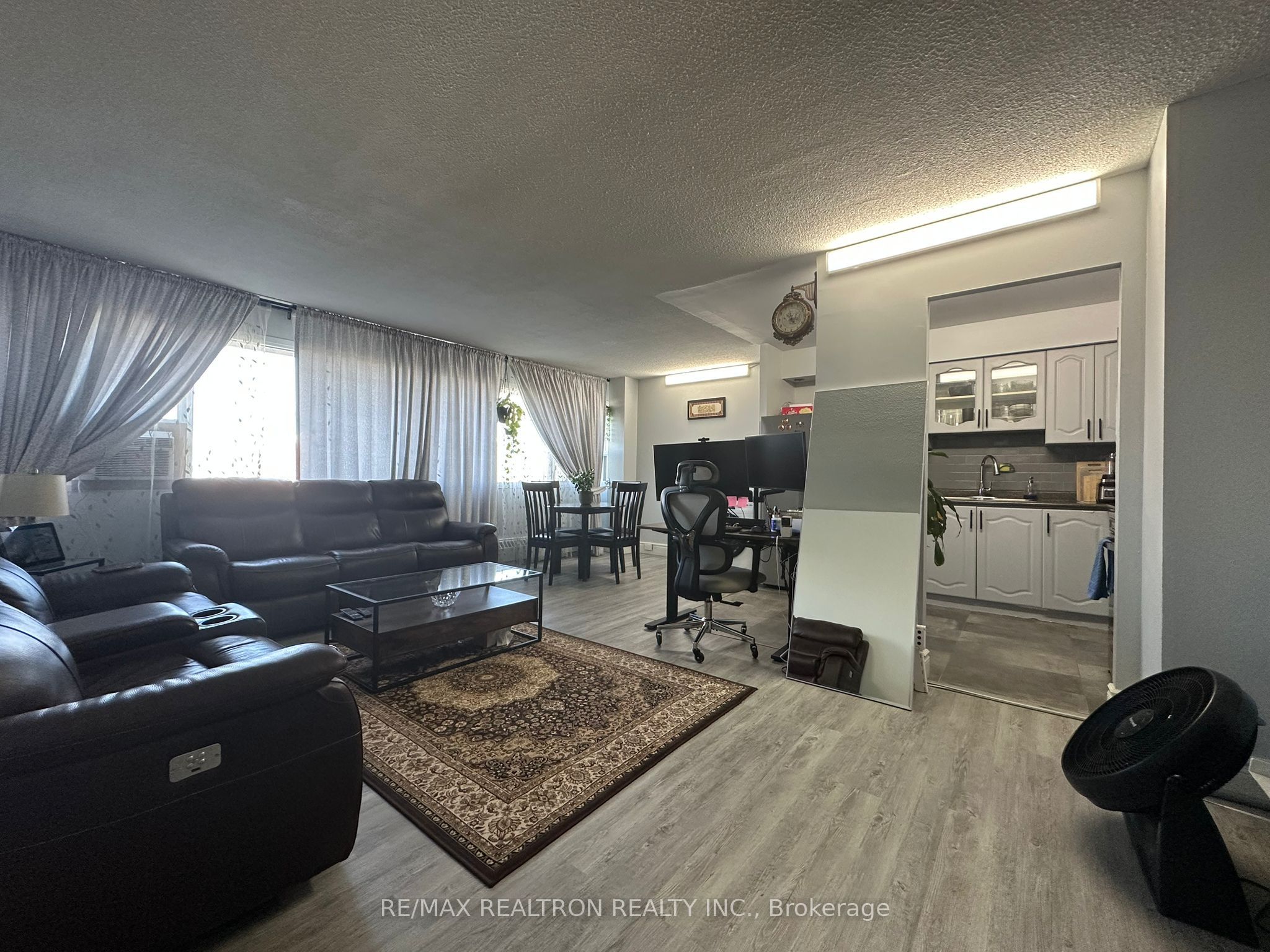 Additional image 4 of 1401-100 Leeward Glenway, Toronto, ON, M3C 2Z1