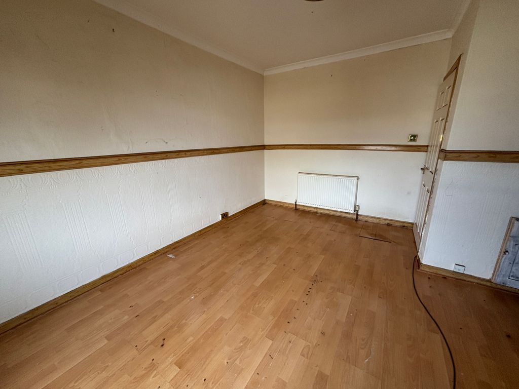 Additional image 3 of 2 bed flat for sale59 Lynn Avenue, Dalry, North Ayrshire KA24