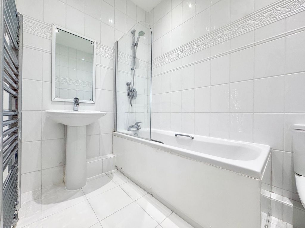 Additional image 5 of 1 bed flat for saleQueens Road, Oswestry SY11