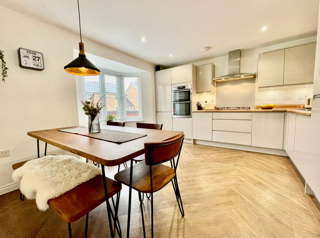 Additional image 2 of 4 bed detached house for saleDarwin Drive, Biggleswade SG18