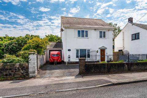 Beach Road, Penclawdd, Swansea SA4