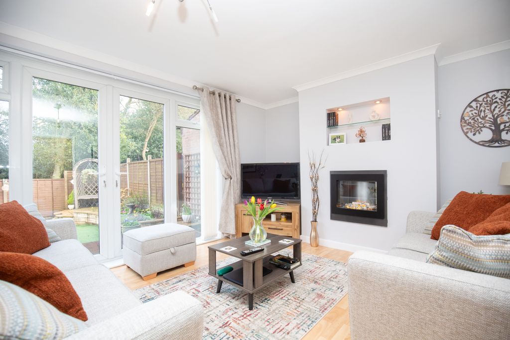 Additional image 4 of 3 bed semi-detached house for saleOakwood Close, Grendon, Warwickshire CV9
