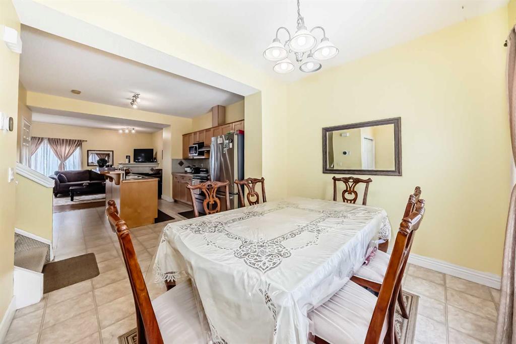 Additional image 5 of 187 Bridlewood View SW, Calgary, AB, T2Y 3X7