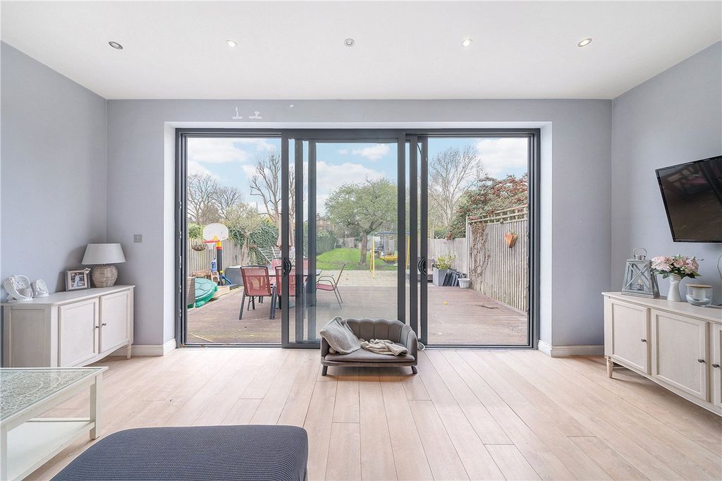 Additional image 11 of 5 bed semi-detached house for saleReddons Road, Beckenham BR3