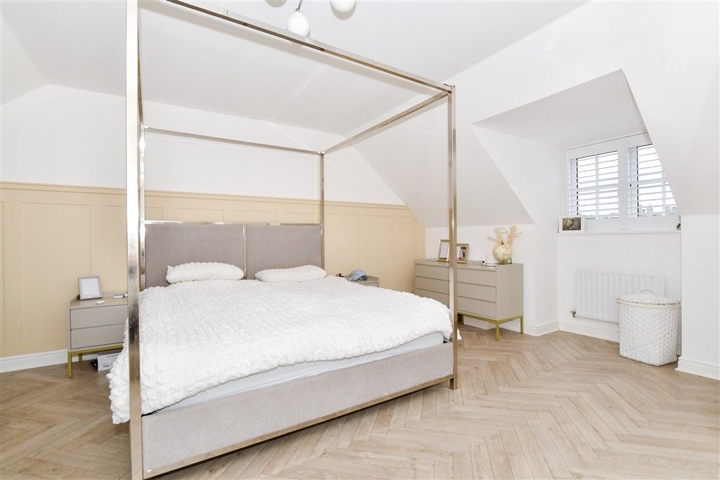 Additional image 6 of 4 bed terraced house for saleSephton Close, Aylesford, Kent ME20