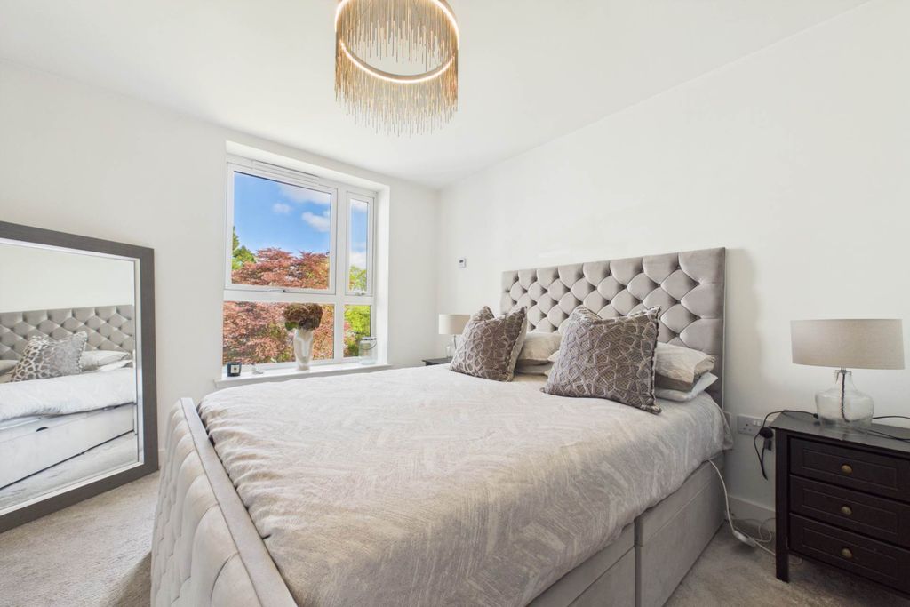 Additional image 11 of 1 bed flat for saleHollybush Lane, Port Glasgow PA14