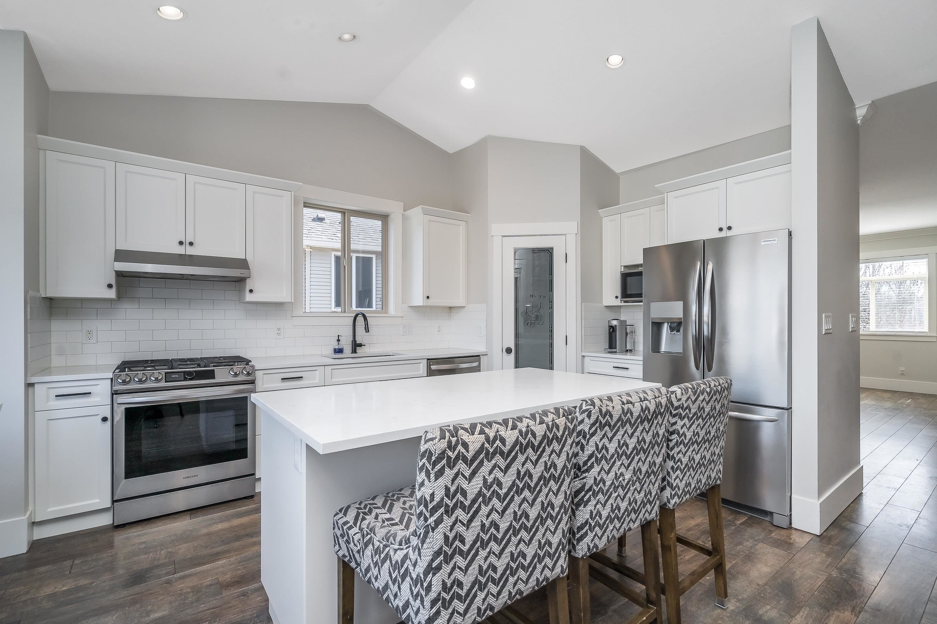 Additional image 4 of 34831 1 Avenue, Abbotsford, BC, V2S 8C1