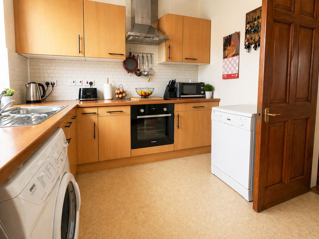 Additional image 13 of 2 bed flat for saleHigh Street, Fort William PH33
