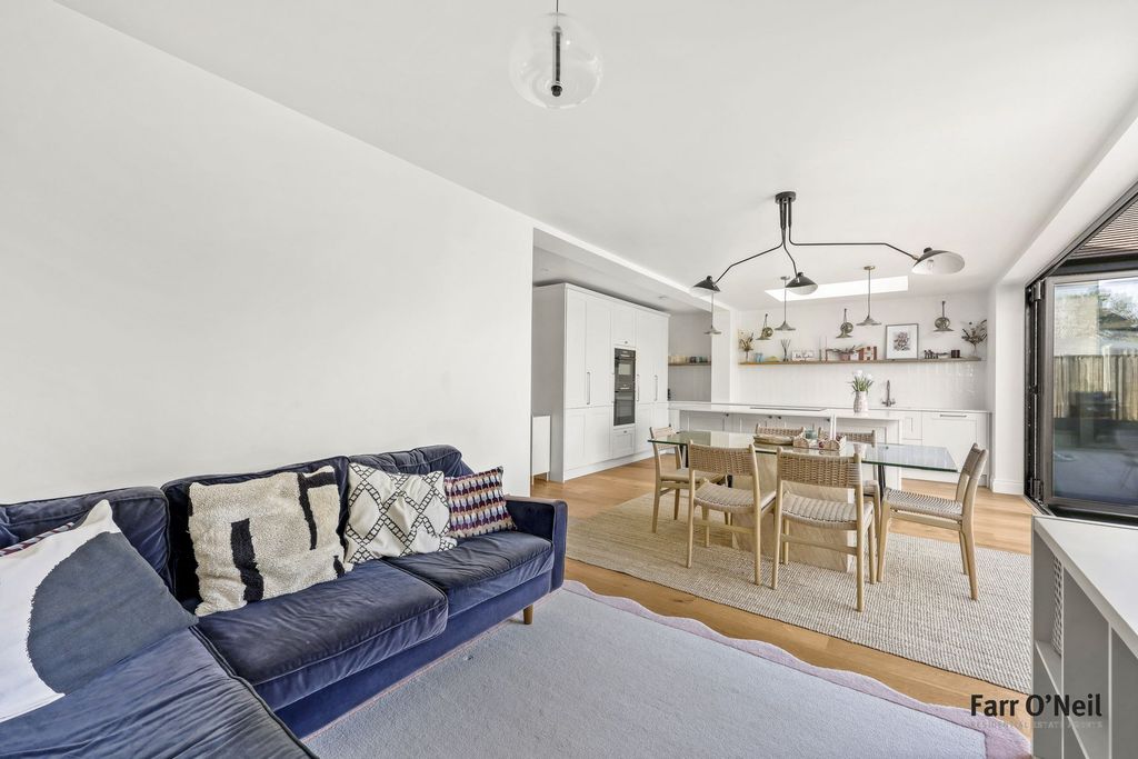 Additional image 17 of 4 bed semi-detached house for saleRoding Lane, Buckhurst Hill IG9