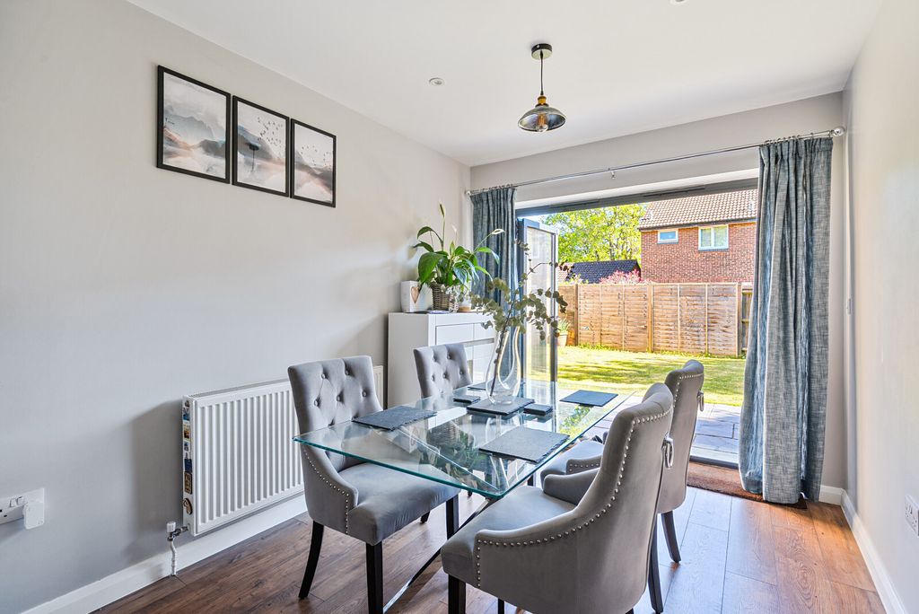 Additional image 13 of 2 bed detached house for saleHawkswell Close, Woking GU21