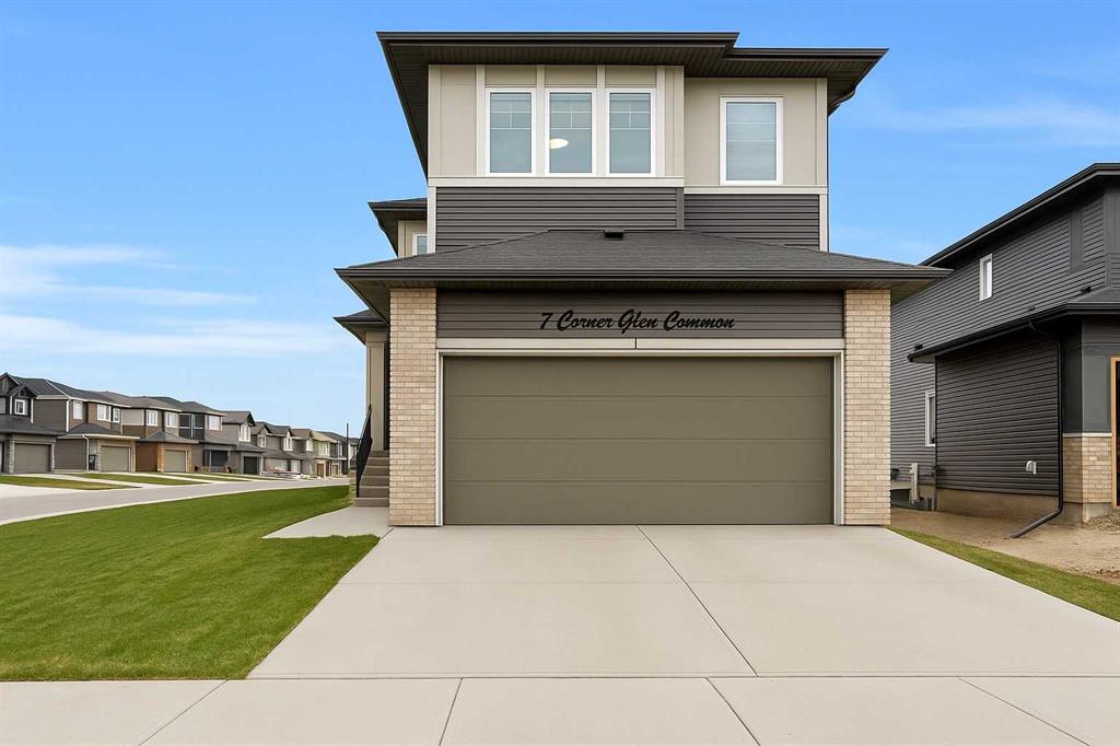 7 Corner Glen Common NE, Calgary, AB, T3N 2L5