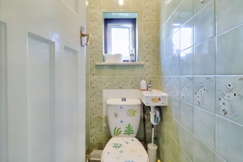 Additional image 14 of 5 bed semi-detached house for saleBuck Lane, London NW9