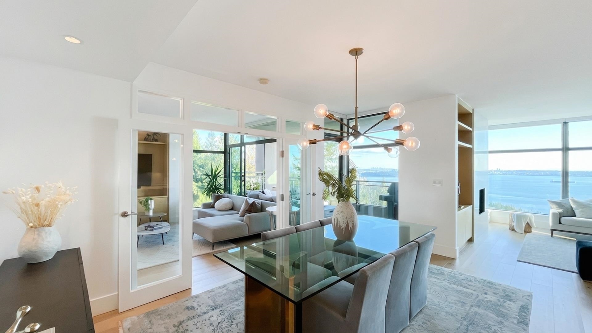 801-3315 Cypress Place, West Vancouver, BC, V7S 3J7
