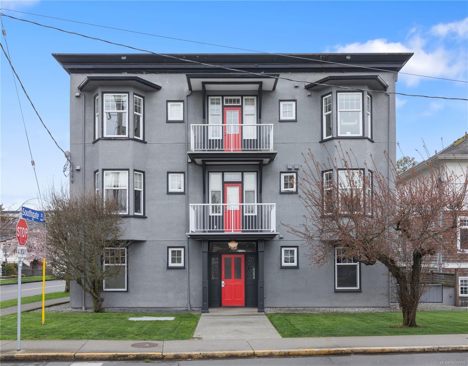 421 Vancouver Street, Victoria, BC, V8V 3T4