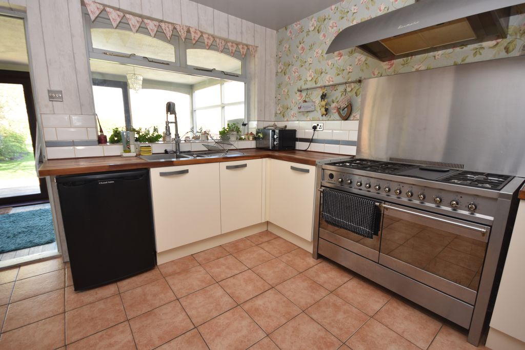 Additional image 9 of 3 bed detached house for saleRampside, Barrow-In-Furness, Cumbria LA13