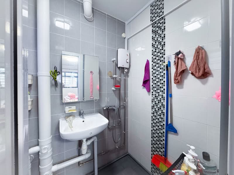 Additional image 12 of 227 Jurong East Street 21