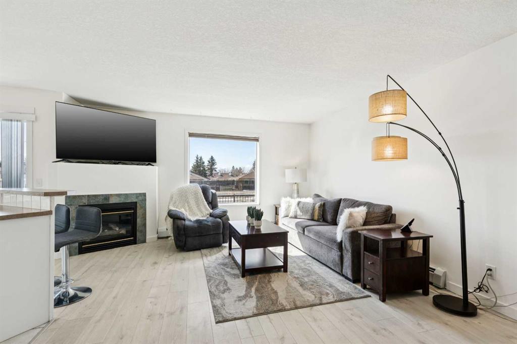 Additional image 6 of 102-6102 Valleyview Park SE, Calgary, AB, T2B 3R6