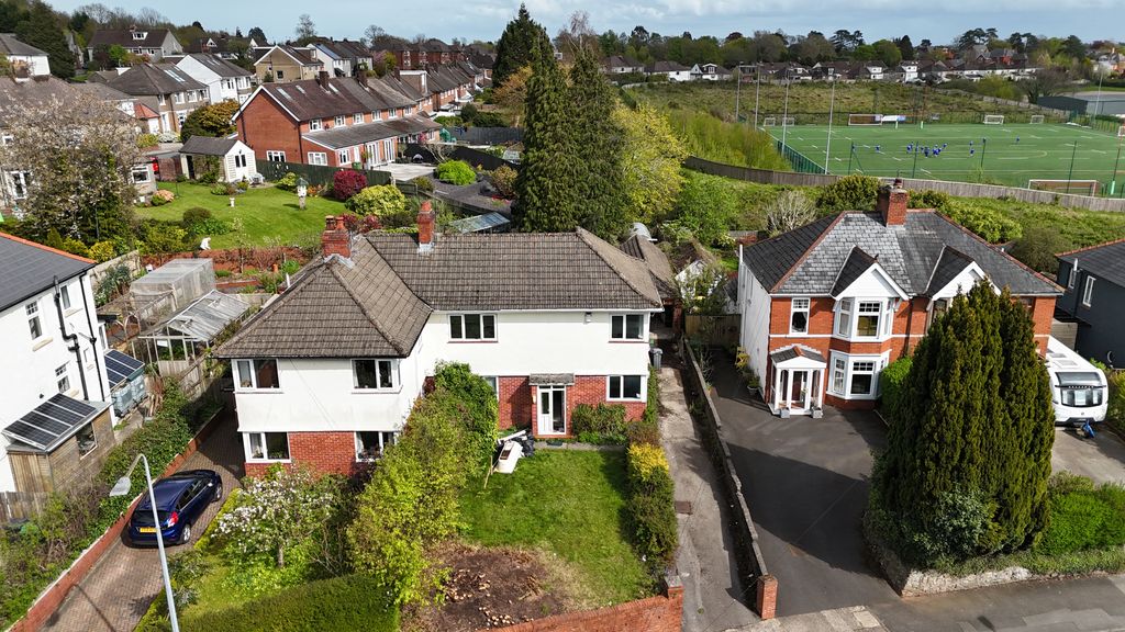 3 bed semi-detached house for sale104 Heol Hir, Llanishen, Cardiff, South Wales CF14
