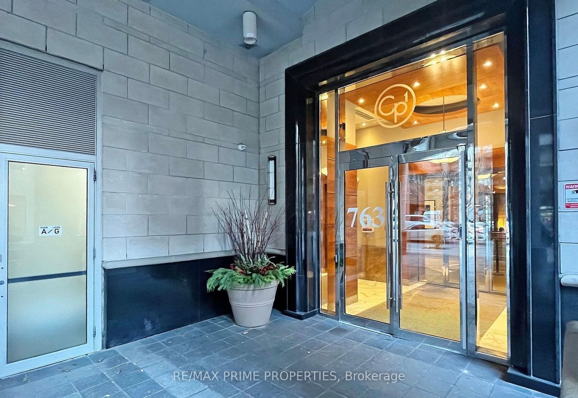 Additional image 2 of 4702-763 Bay Street, Toronto, ON, M5G 2R3