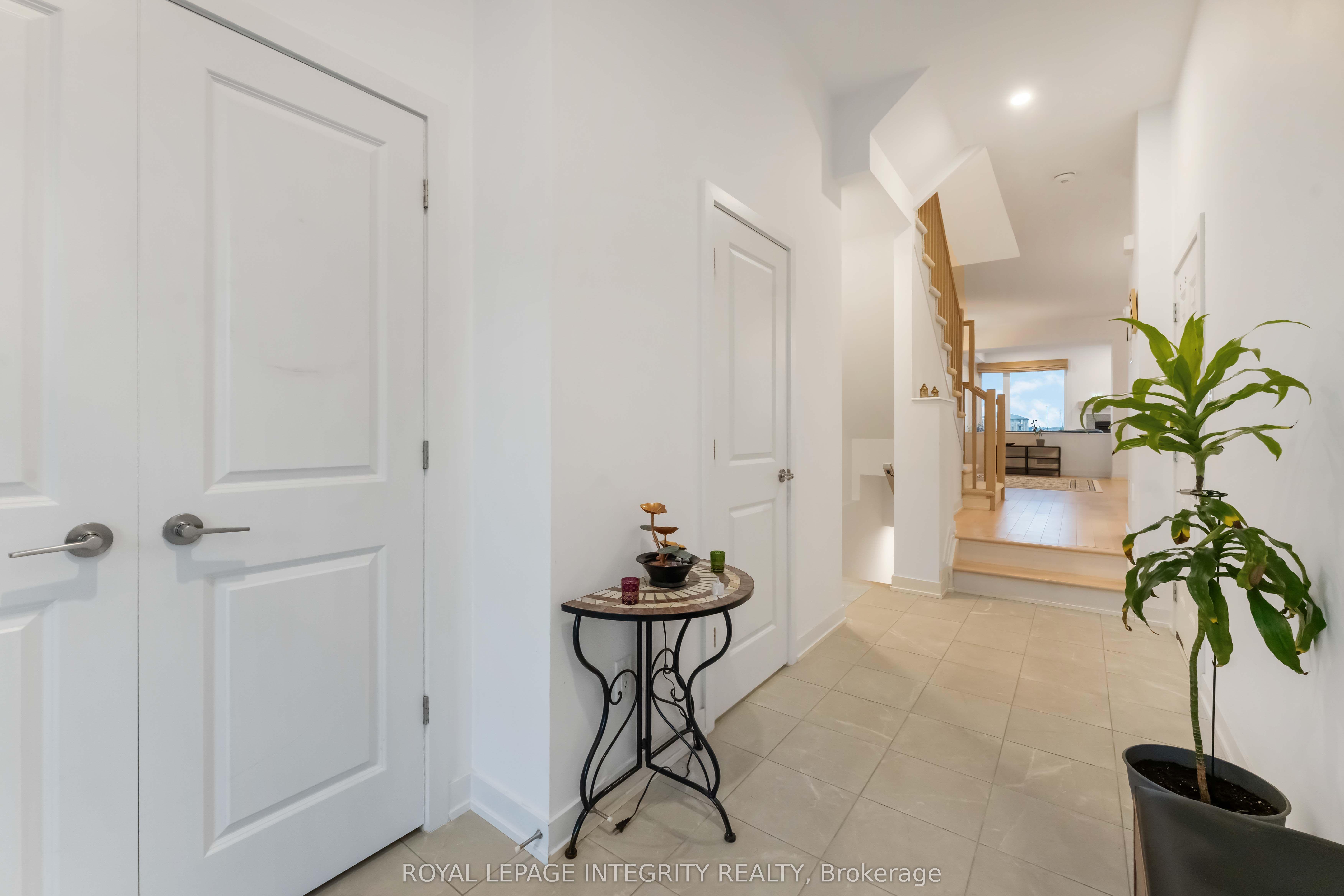 Additional image 5 of 221 Finsbury Avenue, Ottawa, ON, K2S 2X9