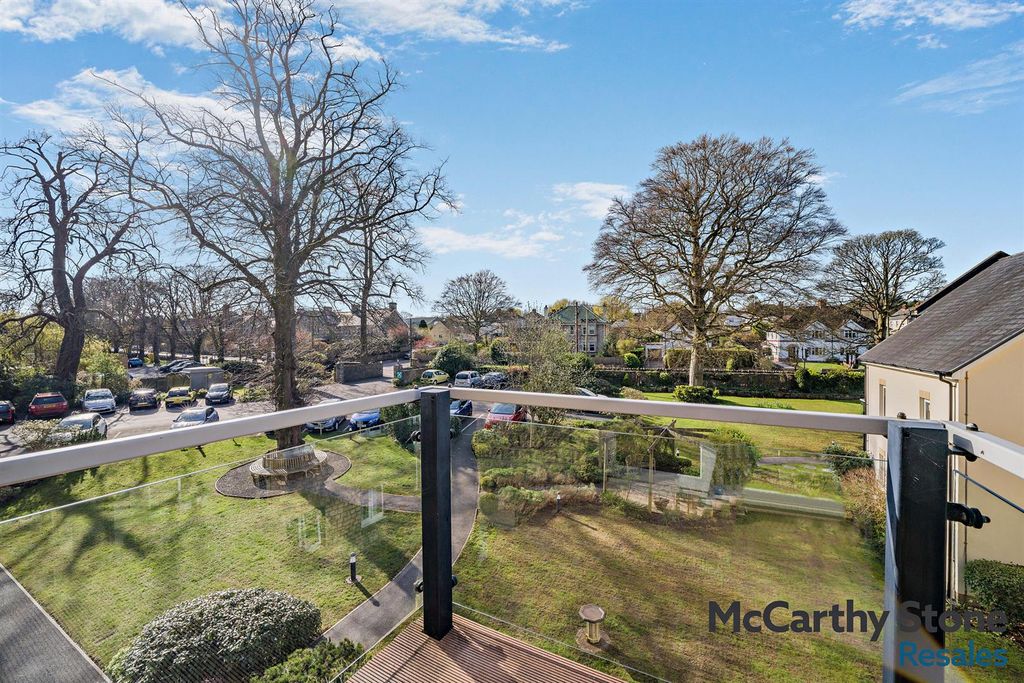 Additional image 2 of 2 bed flat for saleHolmcroft Court, Charlton Road, Shepton Mallet BA4