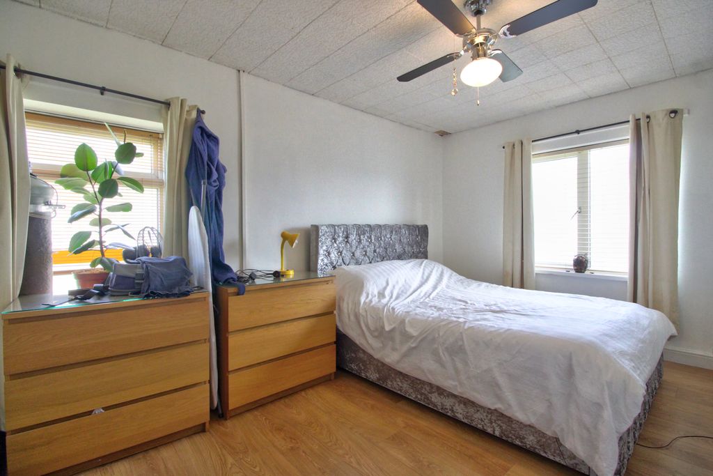 Additional image 11 of 3 bed flat for saleHowe Circle, Newport NP19