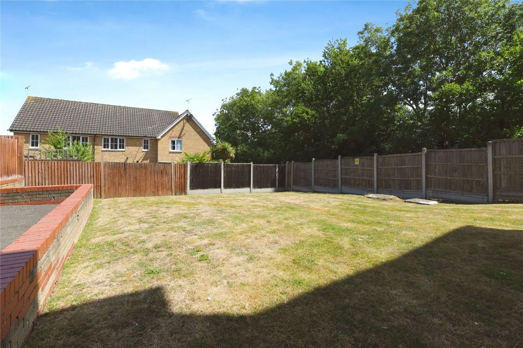 Additional image 14 of 2 bed flat for saleCzarina Rise, Basildon, Essex SS15