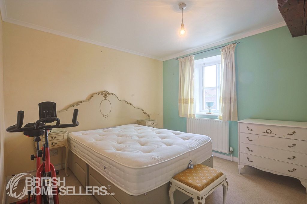 Additional image 7 of 2 bed flat for saleRamsgate Road, Louth, Lincolnshire LN11