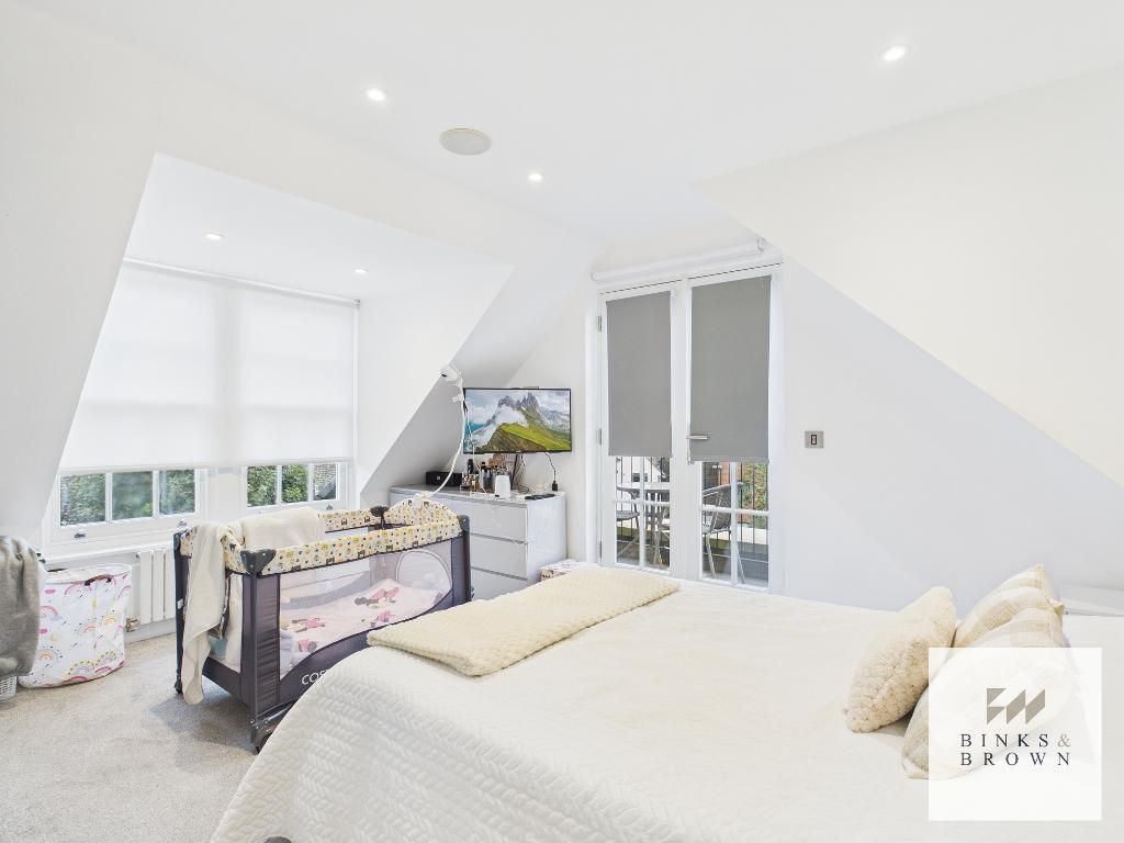 Additional image 3 of 2 bed flat for saleHawkley Mews, Chapel Street, Billericay, Essex CM12