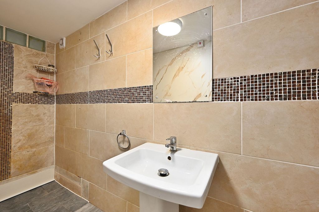 Additional image 14 of 6 bed detached house for saleCanterbury Road, Kennington TN25