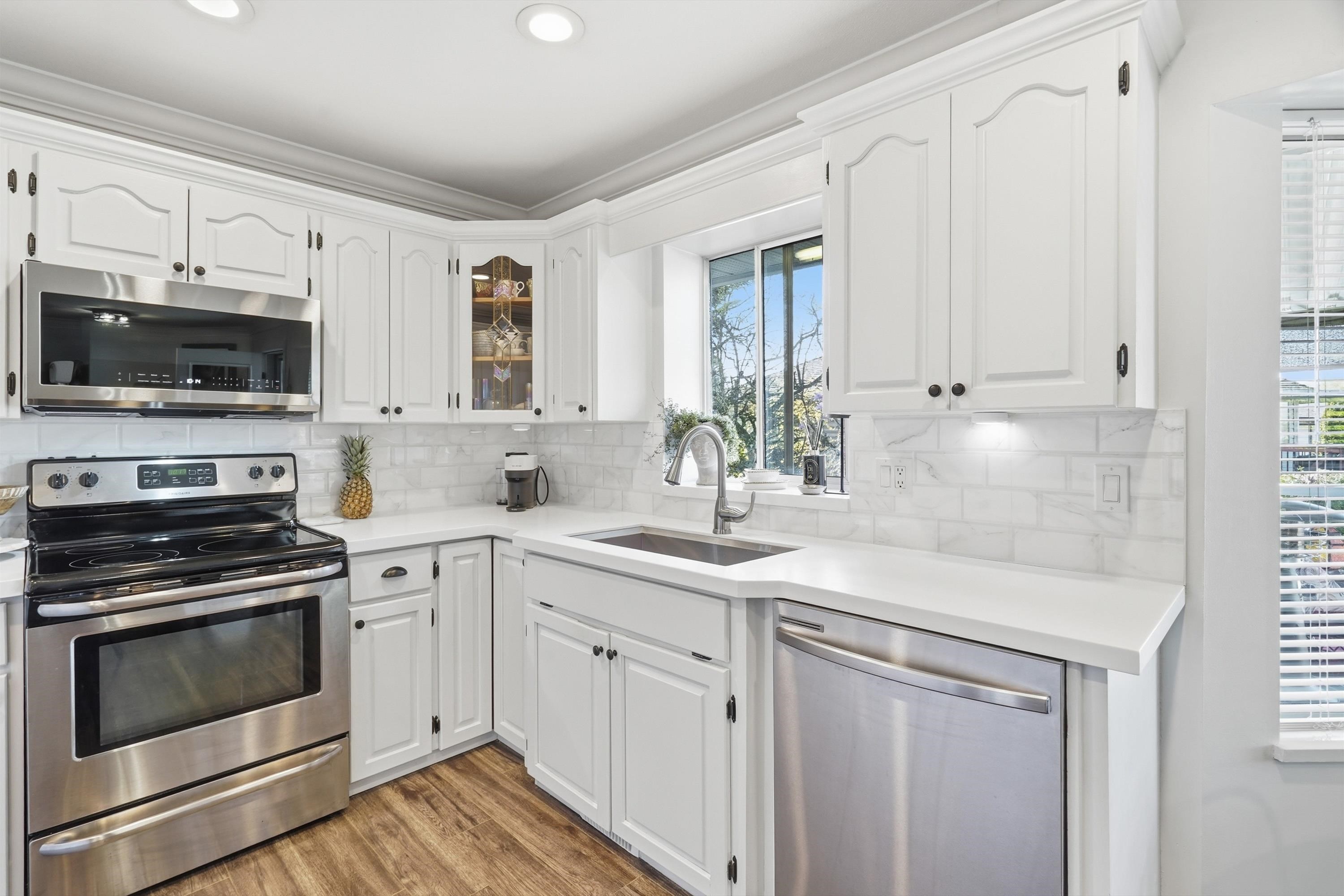 Additional image 5 of 18816 121b Avenue, Pitt Meadows, BC, V3Y 2K7