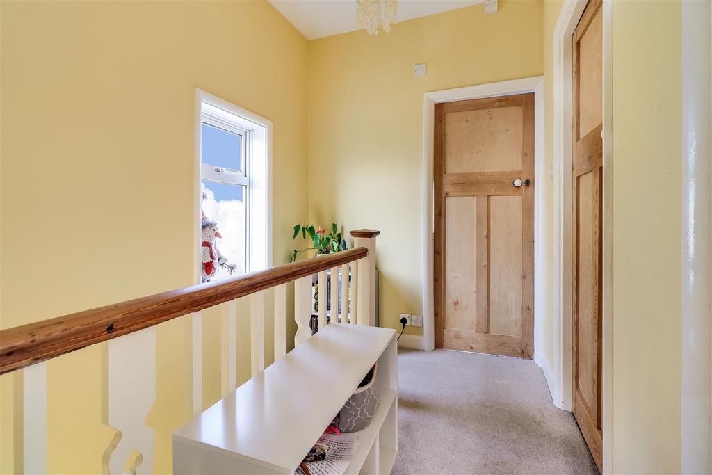 Additional image 12 of 3 bed semi-detached house for saleGreen End Road, Cambridge CB4
