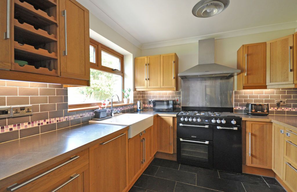Additional image 7 of 5 bed detached house for saleAugustan Way, Caerleon NP18