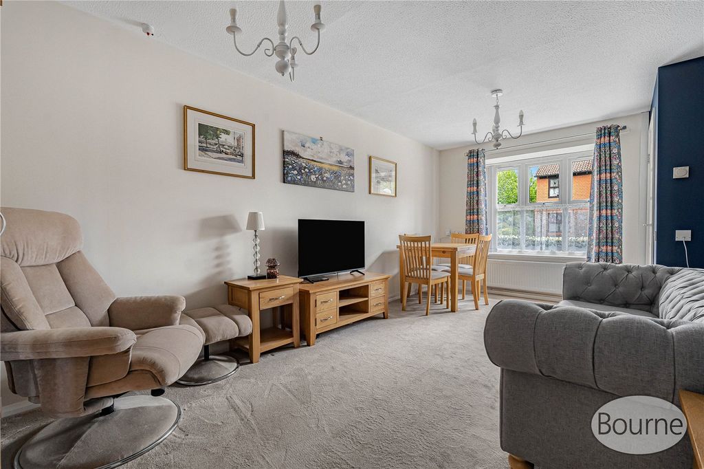 Additional image 2 of 2 bed bungalow for saleBainton Mead, Goldsworth Park, Woking, Surrey GU21