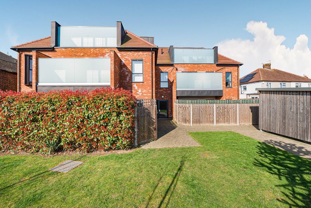 Additional image 31 of 2 bed flat for saleBrampton Road, Bexleyheath DA7