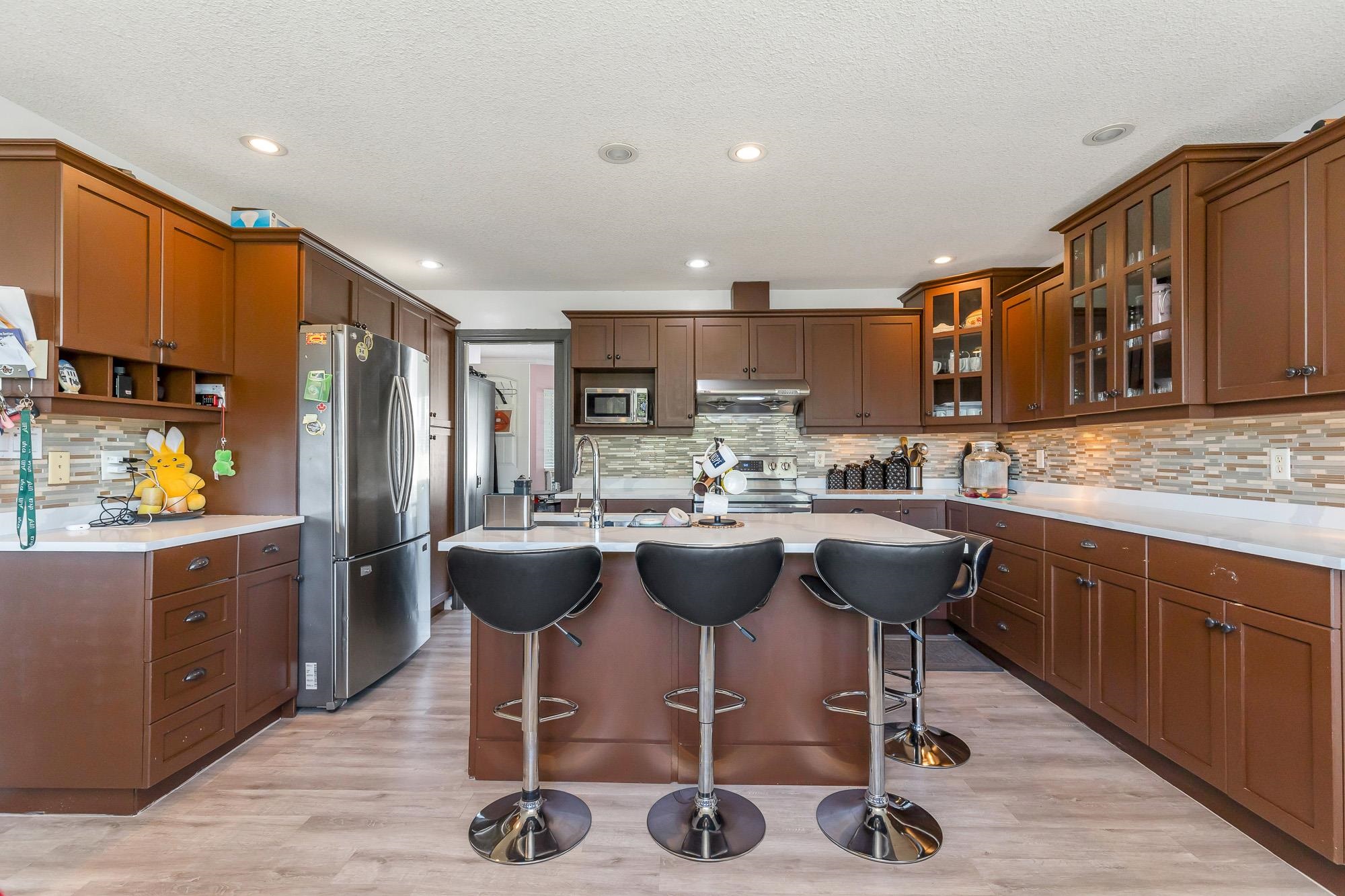 Additional image 4 of 2046 Majestic Crescent, Abbotsford, BC, V2T 3G1