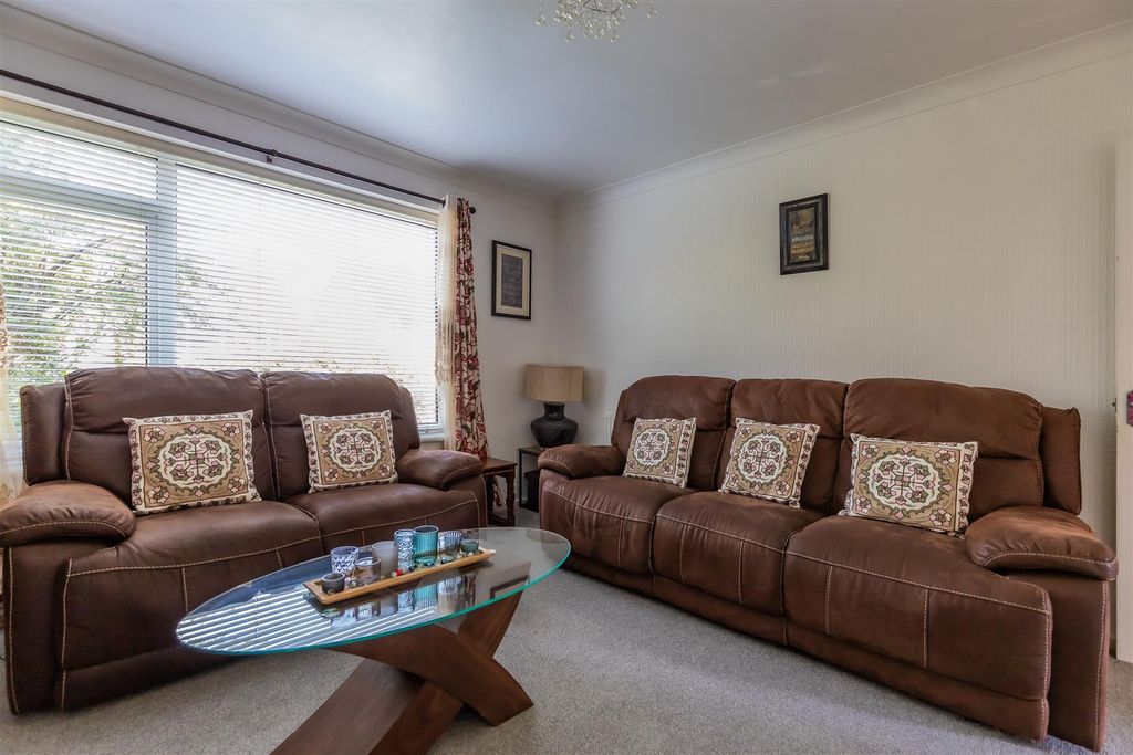 Additional image 16 of 3 bed maisonette for saleGwynant Crescent, Lakeside, Cardiff CF23