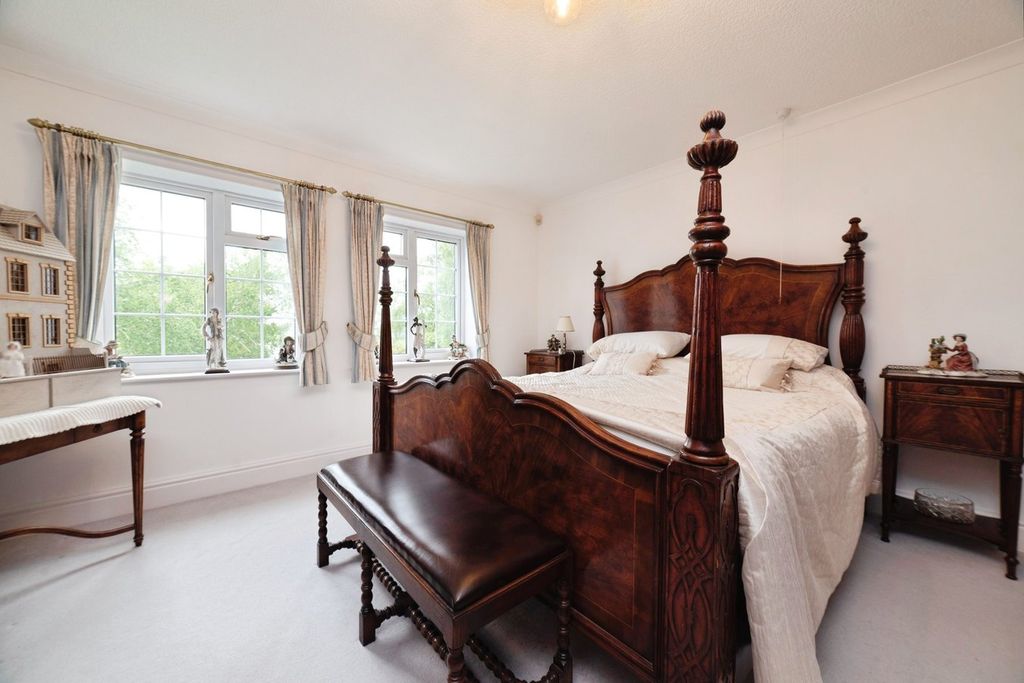 Additional image 9 of 4 bed detached house for saleChurch Road, Beverley HU17