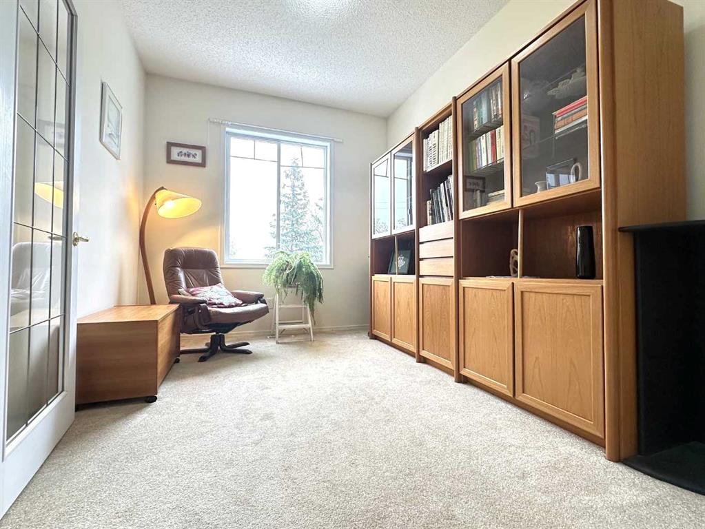 Additional image 6 of 12 Signal Hill Lane SW, Calgary, AB, T3H3N8