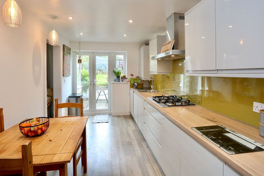Additional image 7 of 3 bed detached house for sale15 Ostringen Close, Abergavenny, Monmouthshire NP7