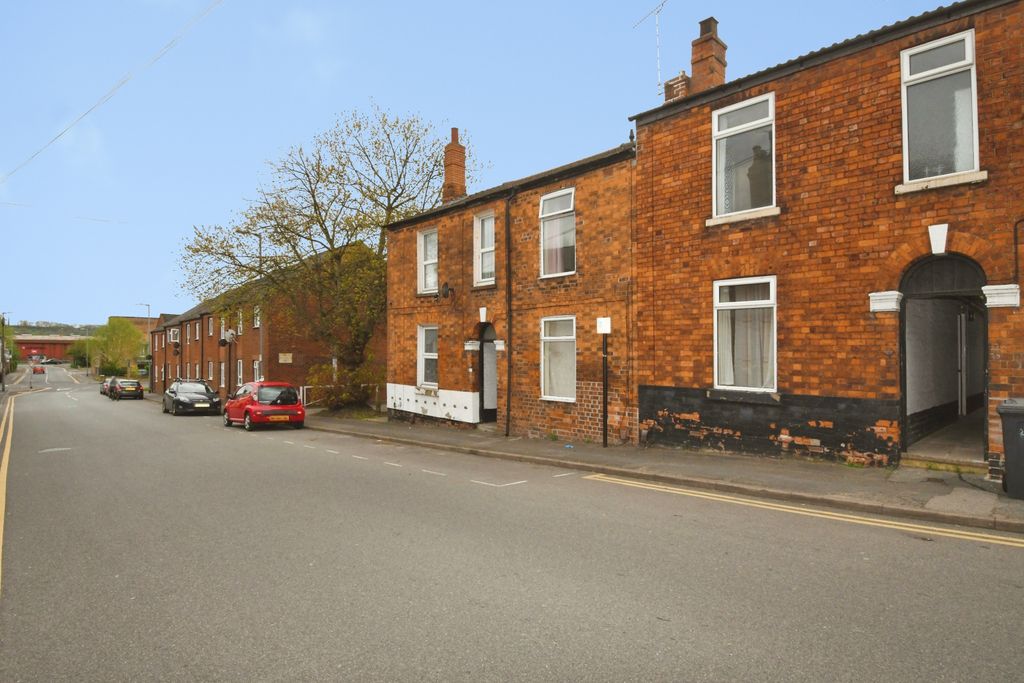 Additional image 21 of 2 bed terraced house for saleBaggholme Road, Lincoln LN2