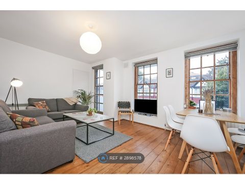 Biddestone Road, London N7